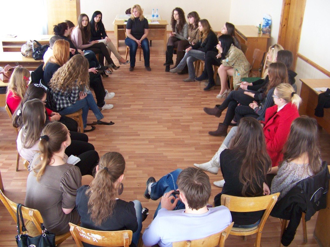 Read more about the article Психологічний тренінг для студентів-журналістів